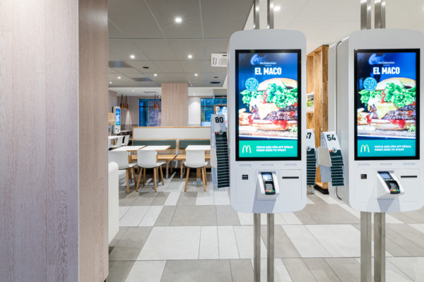 ROL Fredbergs is proud to present the delivery of McDonald’s in Västra Frölunda, Sweden. The restaurant is one of the first of its kind in Sweden with McDonalds’ interior concept ‘Natural Integrity’. It has been a very extensive and complex project and the result is a very fresh-looking and top modern restaurant with a focus on giving the customers the best possible experience. The project included refurbishing the roof, expanding the restaurant's dining room, replacing the ceiling, new flooring, replacing all the interiors and installing and expanding the restaurant's Digital signage and ordering system and renovating the kitchen. “I think that I have got the nicest McDonald's restaurant in Sweden” – says owner Ulf Ternström. Ulf has a long experience of running restaurants. He started his first restaurant in 1996 and today he owns 6 McDonald's restaurants. https://rolfredbergs.com/